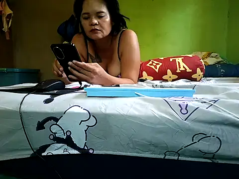 pussywet 08 online show from 8, 4, 2026