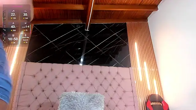 Emily Brown18 online show from 24, 9, 2025