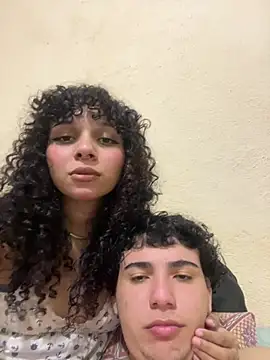 Snapshot of Casal-foda_braba chatting on 16, 5, 2026 Casal-foda braba online show from 16, 5, 2026