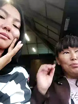 Snapshot of Luu-Lii777 chatting on 10, 9, 2025 Luu-Lii777 online show from 10, 9, 2025