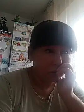 Snapshot of Luu-Lii777 chatting on 7, 10, 2025 Luu-Lii777 online show from 7, 10, 2025