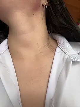 Mia salinass online show from 18, 2, 2026