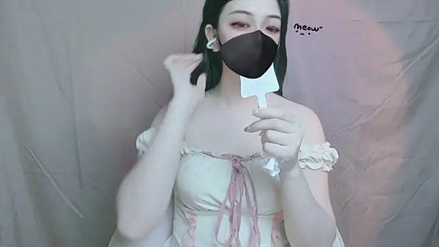 Snapshot of Sparkly_Candy chatting on 13, 1, 2026 Sparkly Candy online show from 13, 1, 2026