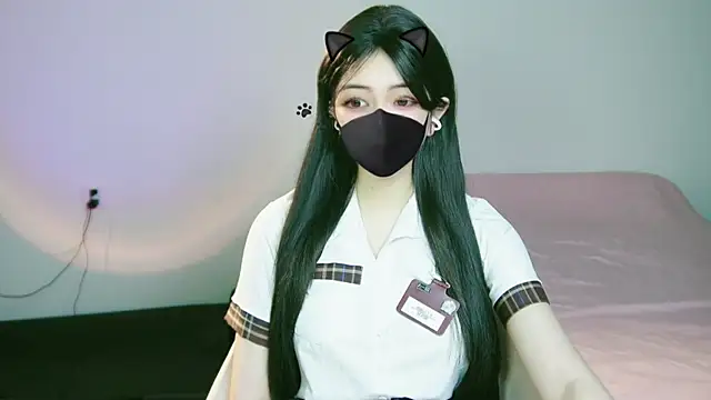 Sparkly Candy online show from 1, 10, 2025