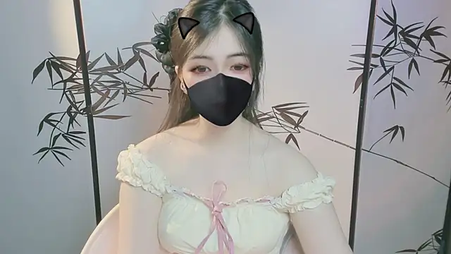 Sparkly Candy online show from 19, 10, 2025