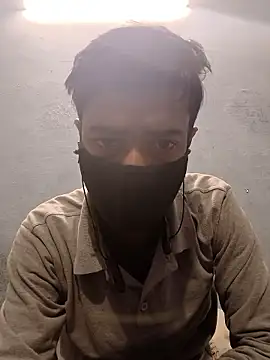 GirlsCrush  online show from 13, 1, 2026