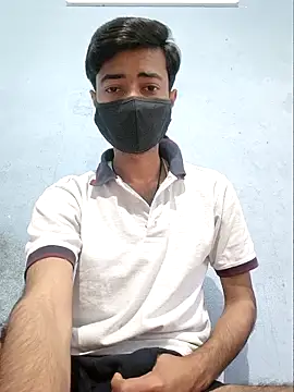 GirlsCrush  online show from 13, 3, 2026