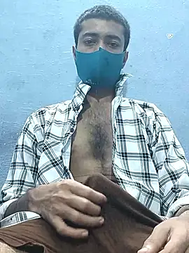 GirlsCrush  online show from 26, 9, 2025