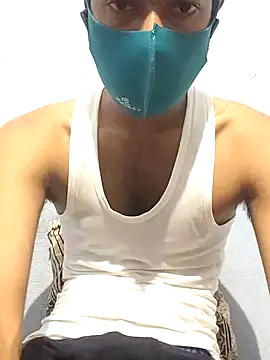 GirlsCrush  online show from 13, 9, 2025