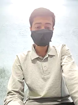 GirlsCrush  online show from 11, 11, 2025