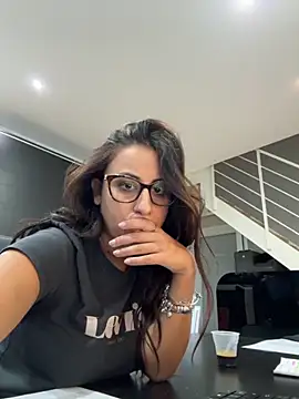 BabyLeopard online show from 24, 9, 2025