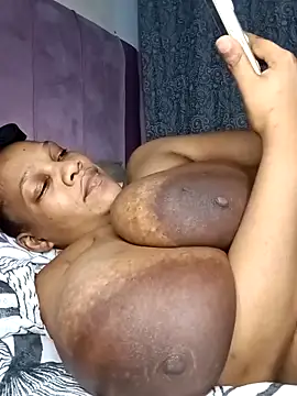 HappygalTheQueen online show from 15, 2, 2026