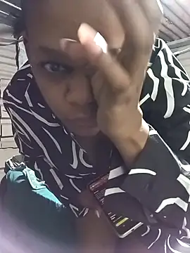 HappygalTheQueen online show from 4, 10, 2025