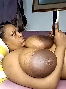 HappygalTheQueen online show from 12, 4, 2026