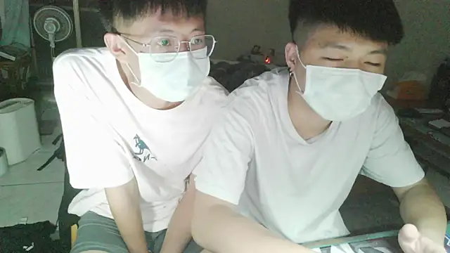 zhu000000 online show from 10, 4, 2026