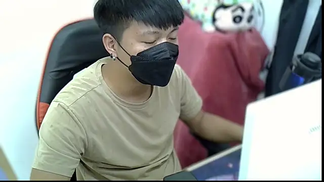 zhu000000 online show from 23, 9, 2025