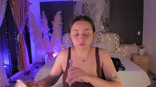 SarahCastro1  online show from 16, 3, 2026