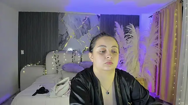 SarahCastro1  online show from 9, 4, 2026