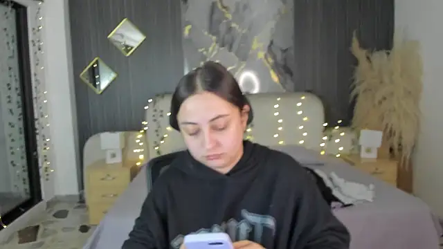 SarahCastro1  online show from 19, 2, 2026