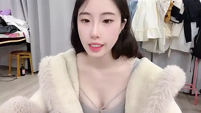 Freya7777 online show from 12, 10, 2025