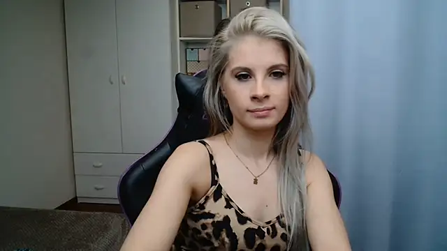 KristineGlow online show from 26, 5, 2026