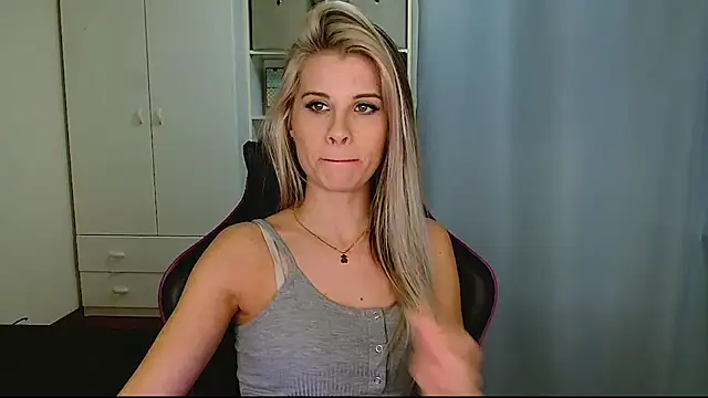 KristineGlow online show from 16, 2, 2026