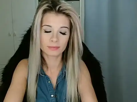 KristineGlow online show from 18, 11, 2025