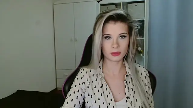 KristineGlow online show from 8, 1, 2026