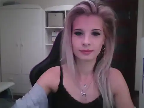 KristineGlow online show from 1, 10, 2025