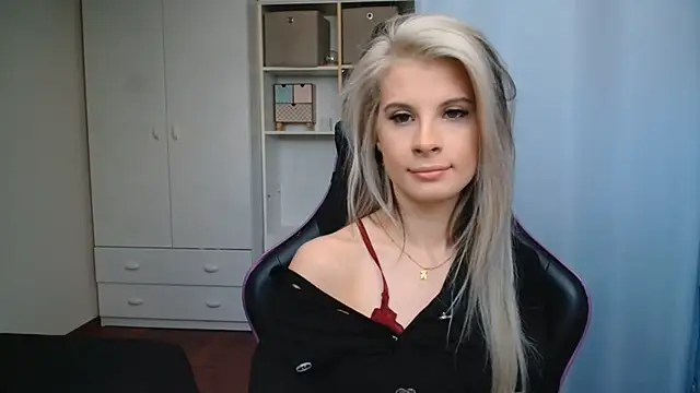 KristineGlow online show from 29, 5, 2026