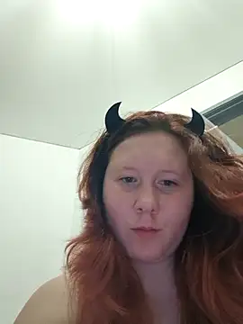 MiaKissy online show from 28, 10, 2025