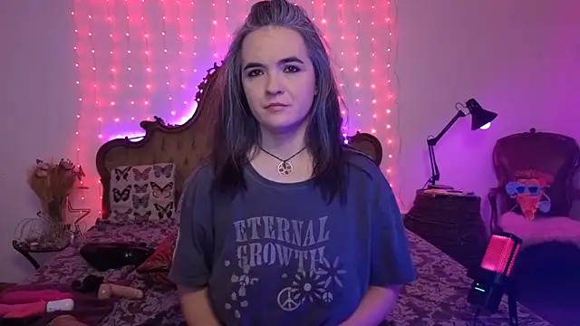 SilkenSin online show from 12, 4, 2026