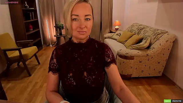 sexmom8 online show from 11, 3, 2026