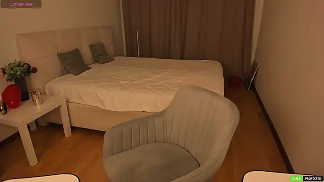 Snapshot of sexmom8 chatting on 17, 2, 2026 sexmom8 online show from 17, 2, 2026