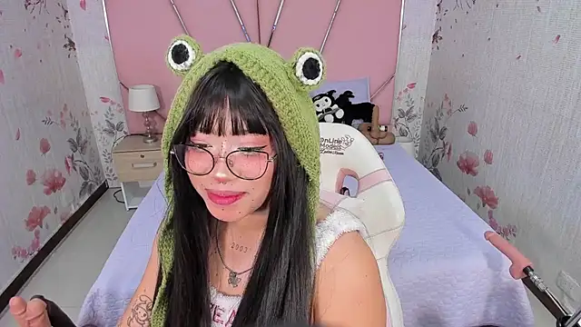 SafiroAgataaa online show from 27, 11, 2025