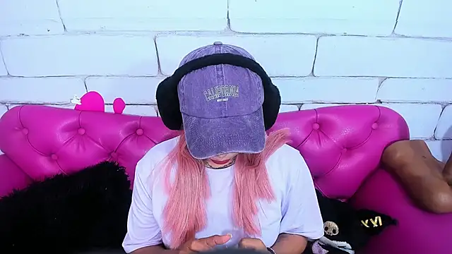 SafiroAgataaa online show from 30, 9, 2025