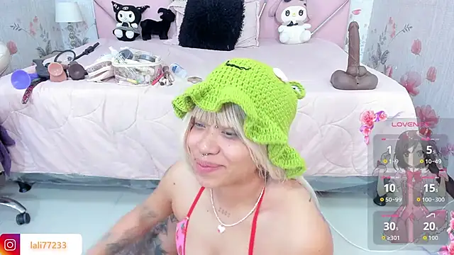 SafiroAgataaa online show from 14, 5, 2026