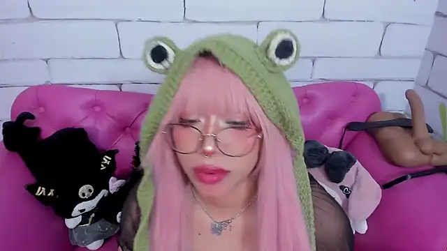 SafiroAgataaa online show from 8, 1, 2026