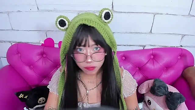 SafiroAgataaa online show from 28, 10, 2025