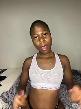 Snapshot of Crazyqueenxxx chatting on 1, 10, 2025 Crazyqueenxxx online show from 1, 10, 2025