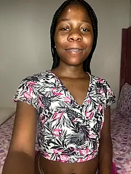 Snapshot of Crazyqueenxxx chatting on 4, 11, 2025 Crazyqueenxxx online show from 4, 11, 2025