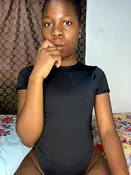 Snapshot of Crazyqueenxxx chatting on 7, 11, 2025 Crazyqueenxxx online show from 7, 11, 2025