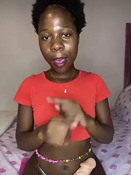 Snapshot of Crazyqueenxxx chatting on 27, 10, 2025 Crazyqueenxxx online show from 27, 10, 2025