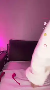 Snapshot of Potter_Leo chatting on 21, 10, 2025 Potter Leo online show from 21, 10, 2025