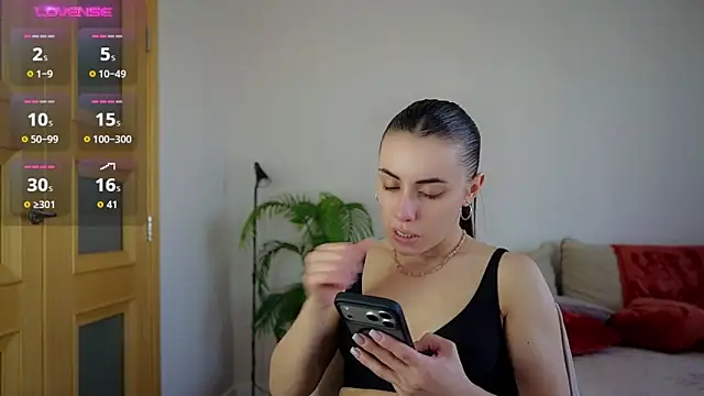 KateCarrey online show from 13, 4, 2026