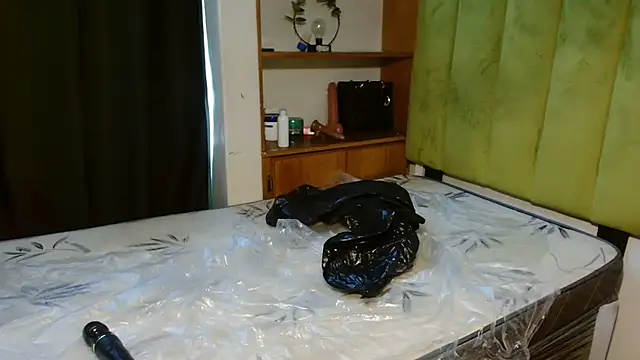 Keishaa-77 online show from 8, 10, 2025