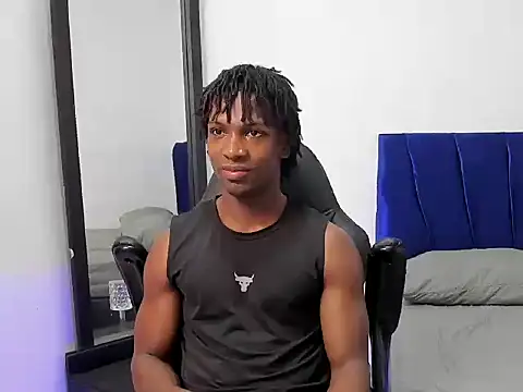 Snapshot of tau_montes chatting on 4, 10, 2025 tau montes online show from 4, 10, 2025