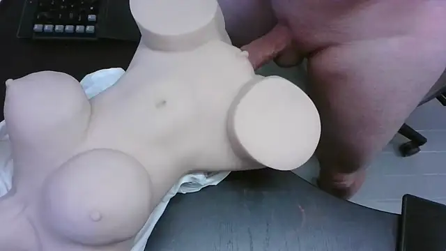 sissy saski online show from 10, 2, 2026