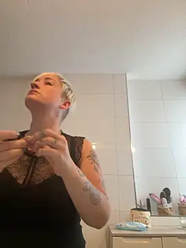 Rozendefotz online show from 7, 10, 2025