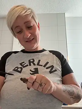 Snapshot of Rozendefotz chatting on 17, 2, 2026 Rozendefotz online show from 17, 2, 2026